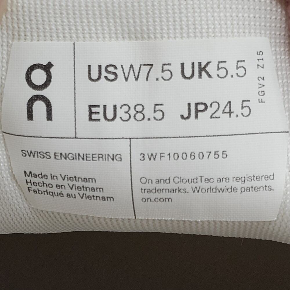 On Cloud 6 Pearl White Womens 7.5 UK 5.5 Running Shoes Sneakers Athletic - Picture 10 of 10